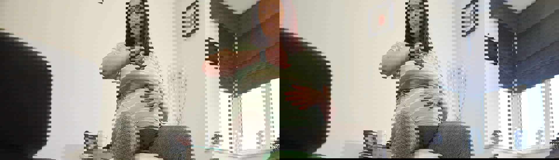 Zwangere vrouw op ondersteuning: wanneer is je bevalling begonnen?