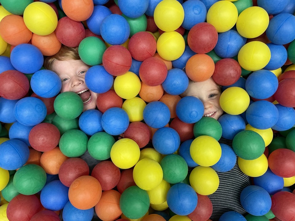 Date in de binnenspeeltuin voor meer verbinding in de relatie