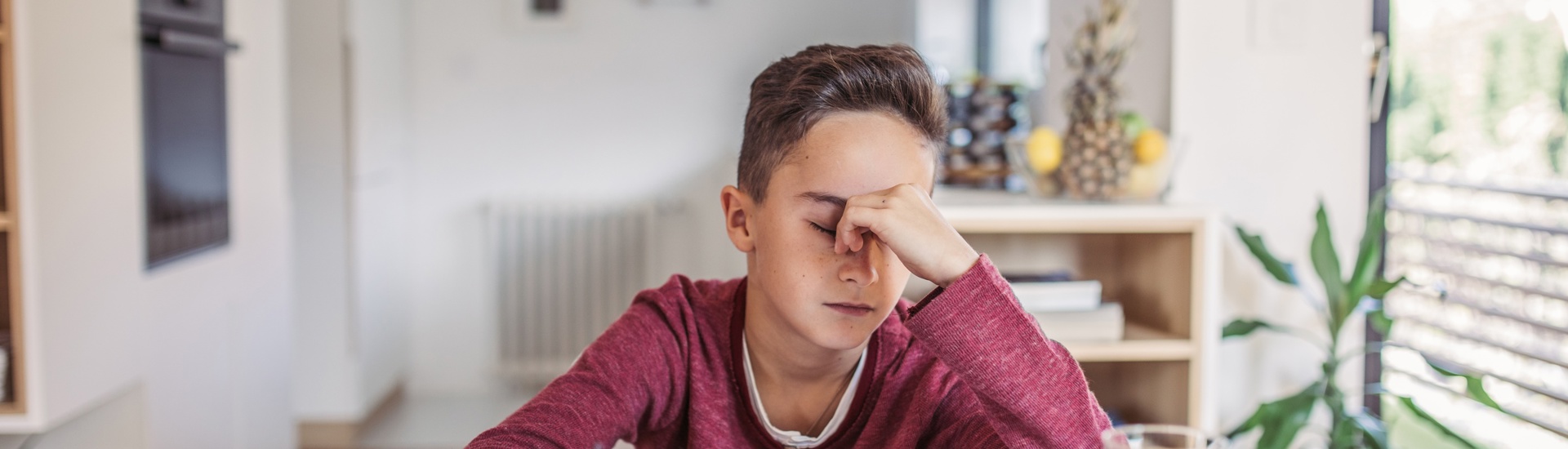 Kind heeft moeite om zich te concentreren - stress op school
