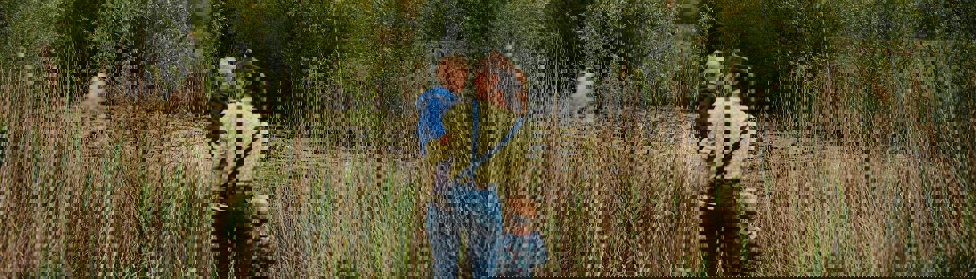 Mama Rien met kinderen in de natuur: over zwangerschapsverlies