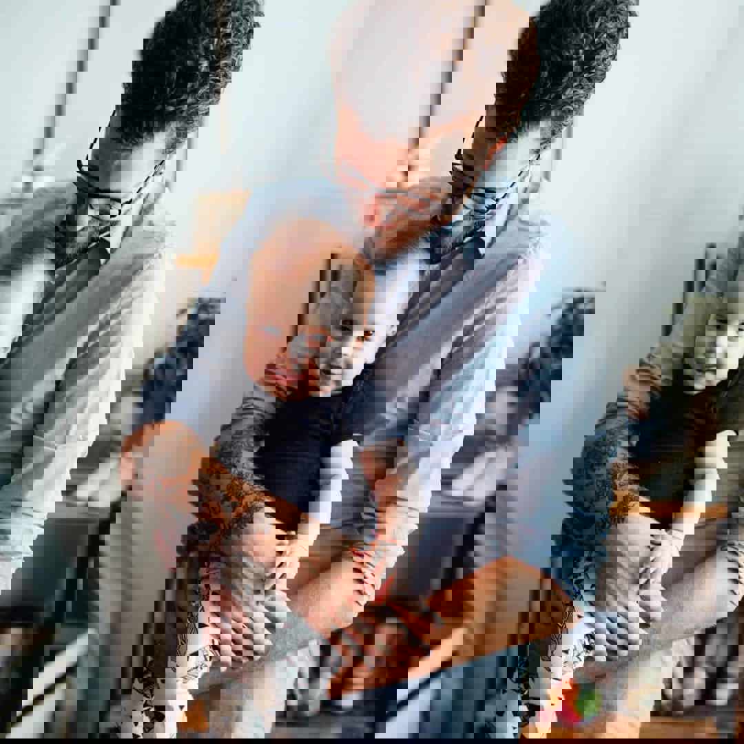 Vader met baby: pleidooi voor meer vadervriendelijkheid