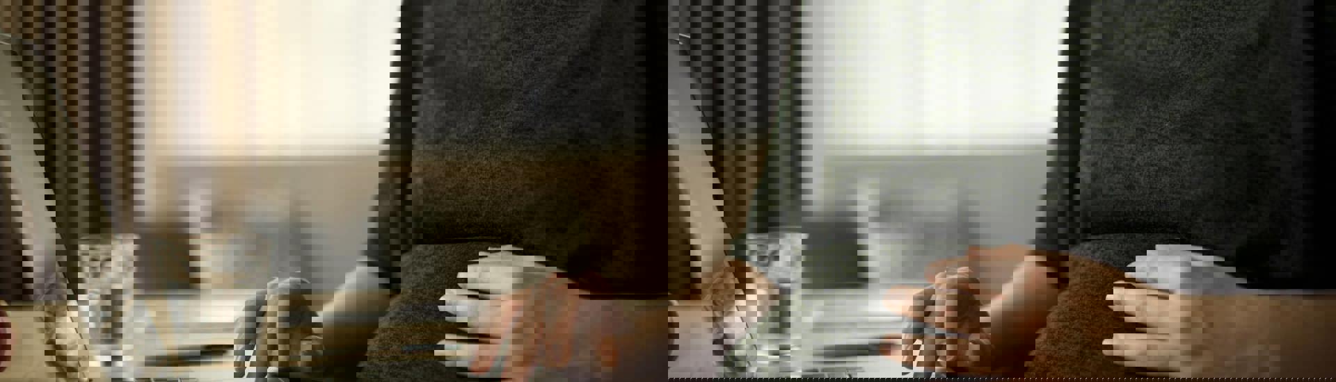 Zwangere vrouw bereidt geboorteplan voor