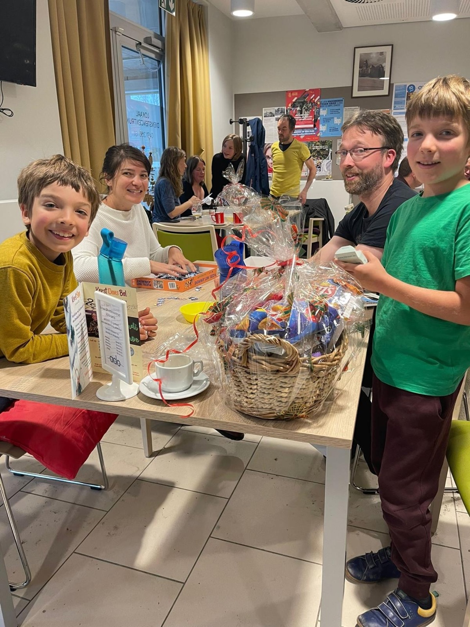 Puzzelkampioenschap met familie Rob Van De Westelaken