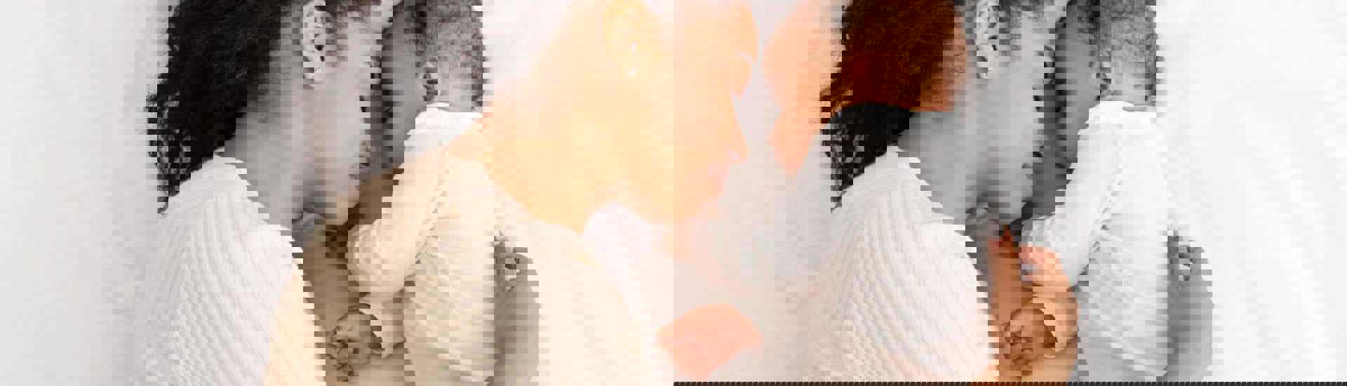 Mama met baby: over voornemens versus realiteit