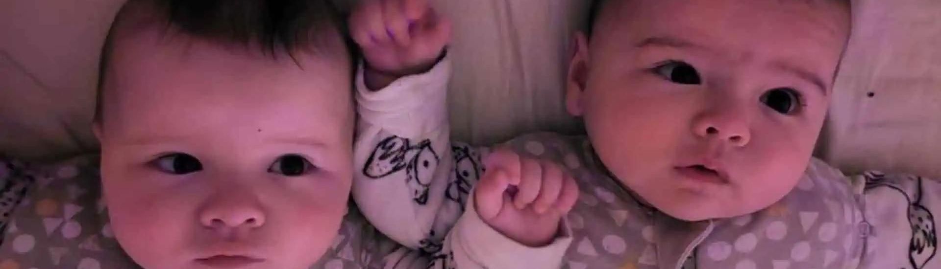 tweelingzwangerschap van Stephanie en Jonathan