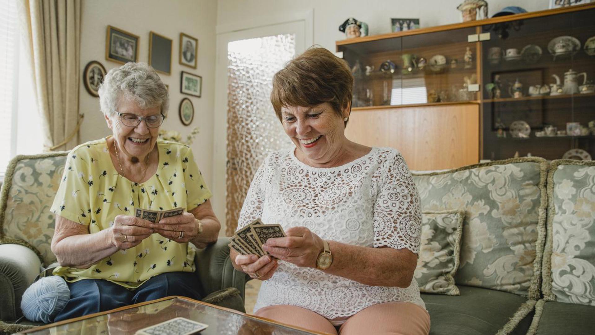 Gezinsbond gezelschapsdienst vrouwen kaarten