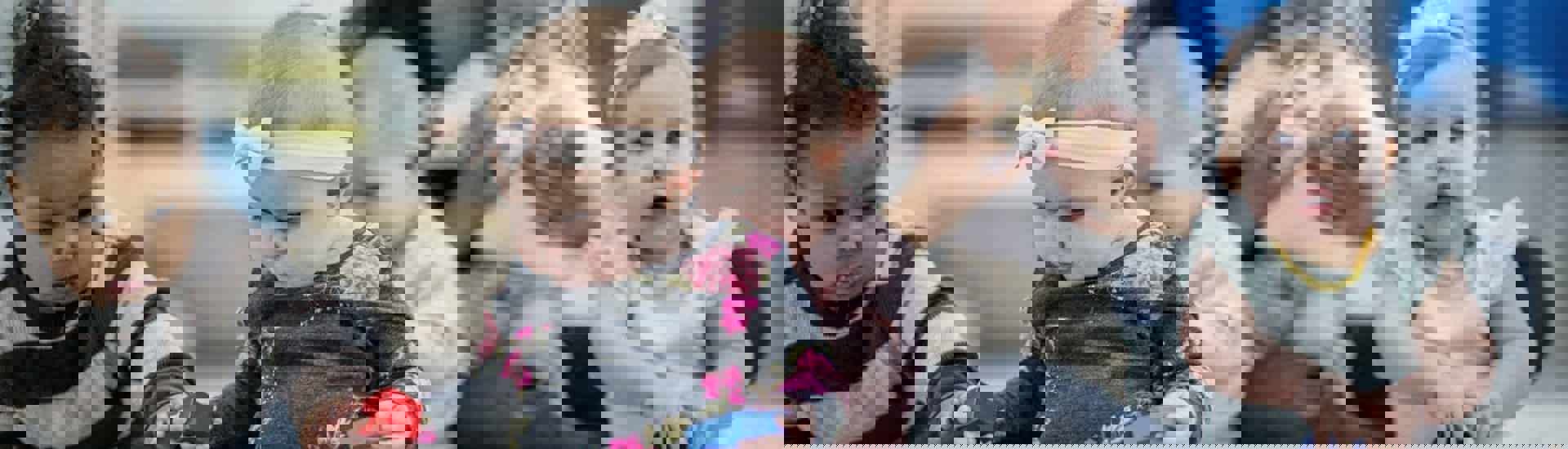 Kinderen met kinderbegeleider in de opvang: hoge werkdruk en te weinig middelen