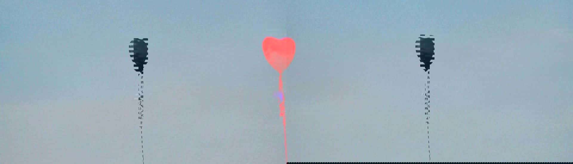 Een hartjesballon voor een sterrenkindje: zo help je ouders die een kind verliezen