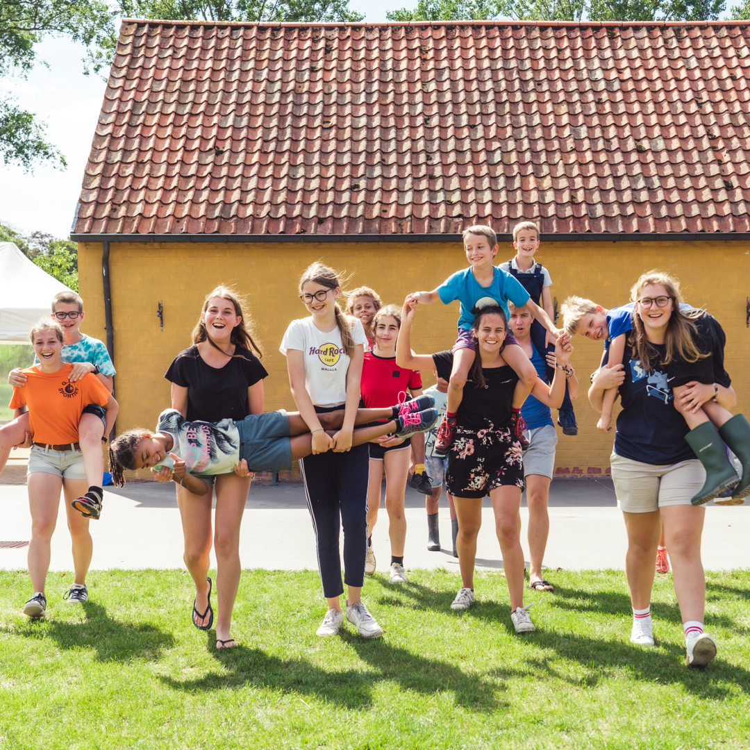 AFYA kinderen op kamp in Veurne in de zomer