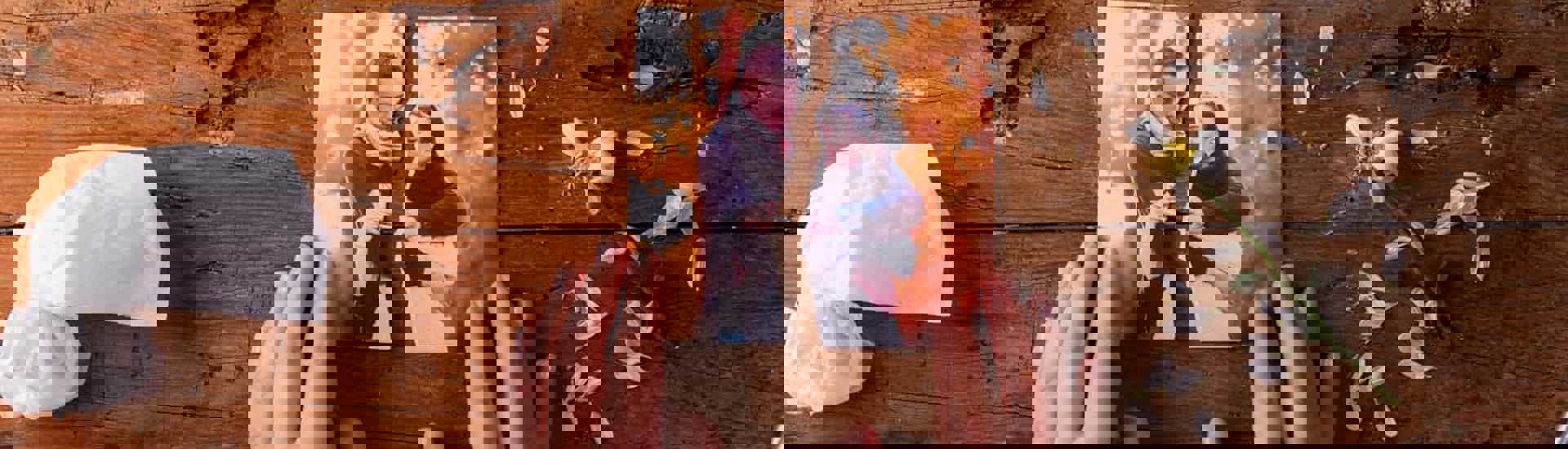 Gescheurde foto van koppel, maar toch gelukkig gescheiden