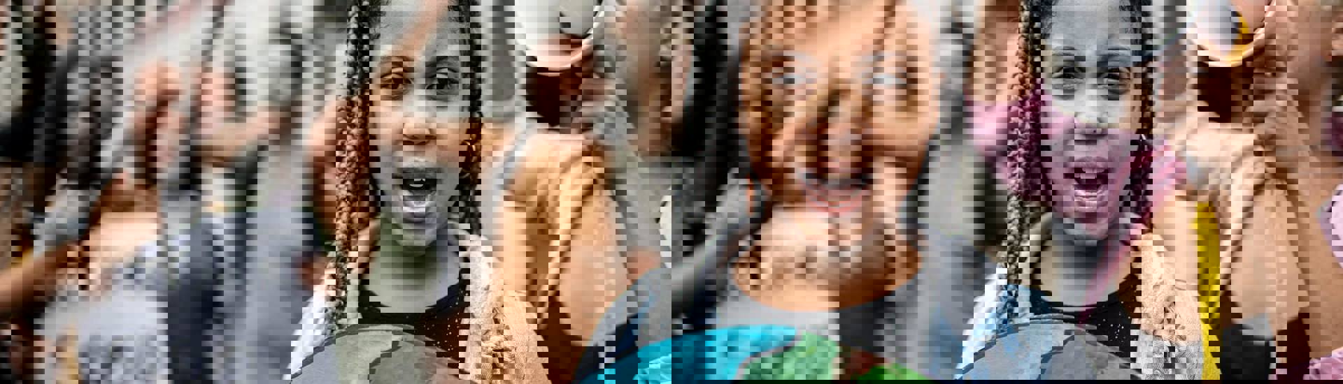 Kinderen betoging: Klimaat en luchtvervuiling kindnorm