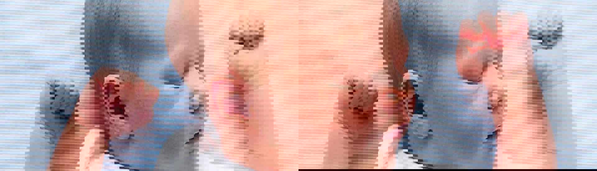 Baby slaapt bij warm weer: ontdek deze tips