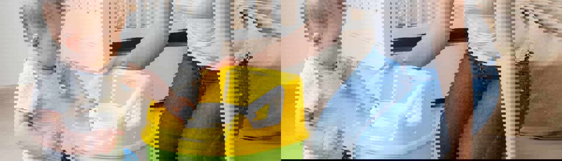 Peuter leert op het potje gaan en zindelijk worden